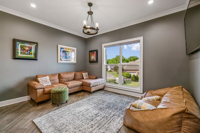 2957 Gatewood Ln, Clarksville, TN 37043
