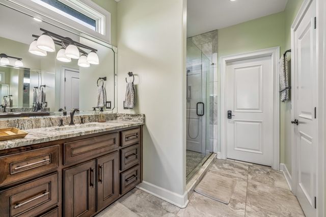 2957 Gatewood Ln, Clarksville, TN 37043