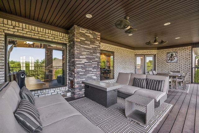 2957 Gatewood Ln, Clarksville, TN 37043
