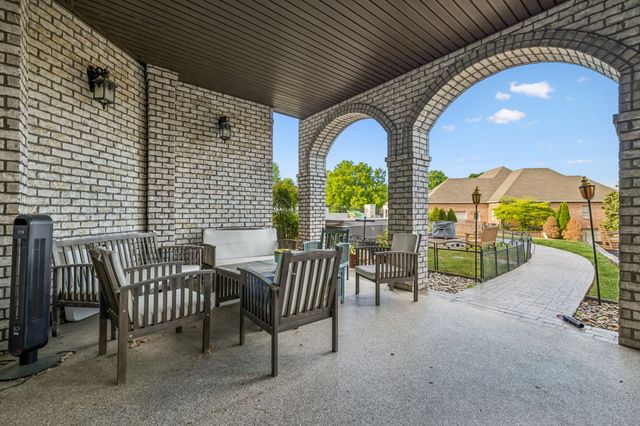 2957 Gatewood Ln, Clarksville, TN 37043