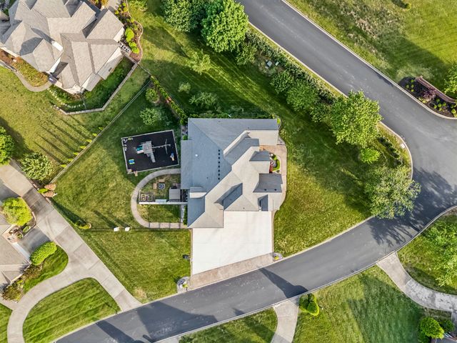 2957 Gatewood Ln, Clarksville, TN 37043