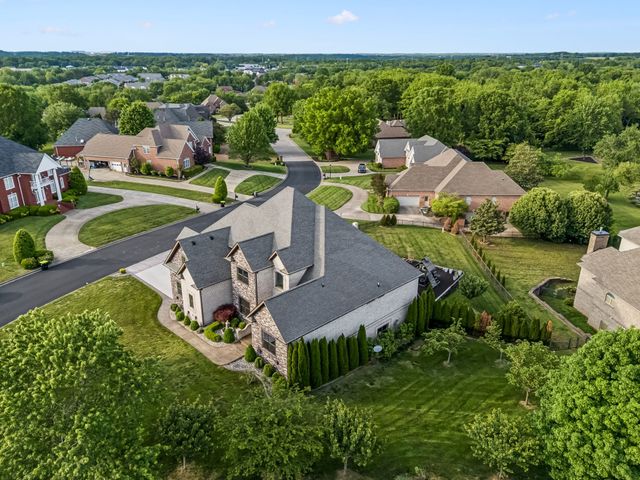 2957 Gatewood Ln, Clarksville, TN 37043