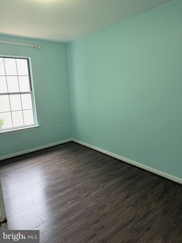 5722 BELCHER FARM DR, Centreville, VA 20120
