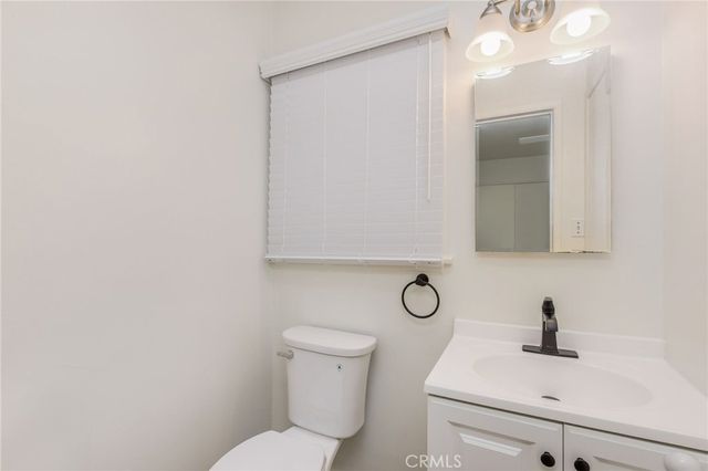 16642 Los Alimos, Granada Hills, CA 91344