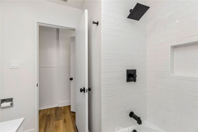 16642 Los Alimos, Granada Hills, CA 91344