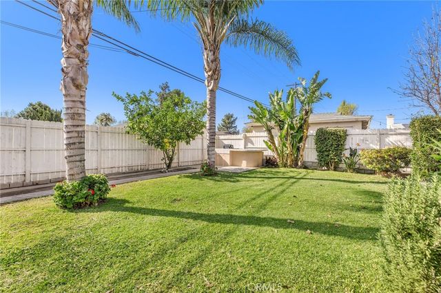 16642 Los Alimos, Granada Hills, CA 91344