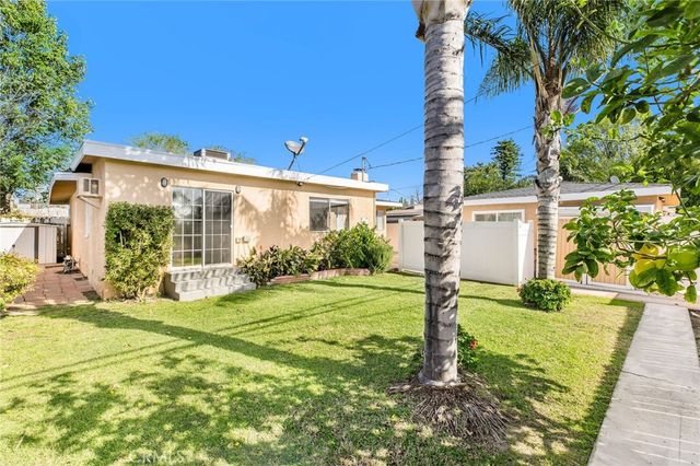 16642 Los Alimos, Granada Hills, CA 91344