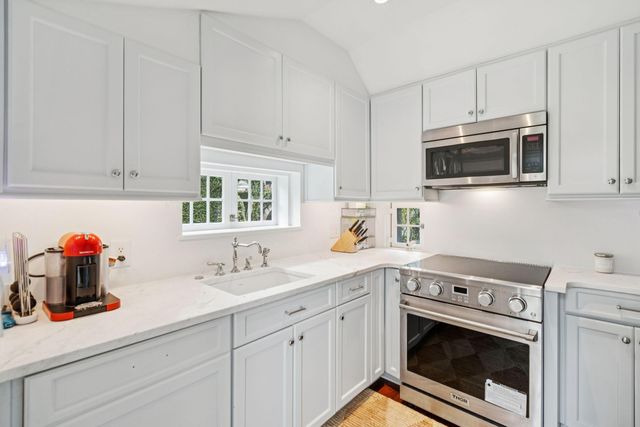 12 A Bedons Alley, Charleston, SC 29401