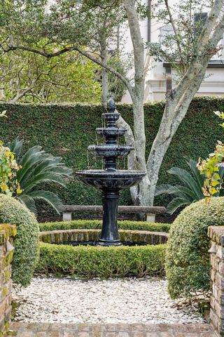 12 A Bedons Alley, Charleston, SC 29401