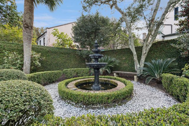 12 A Bedons Alley, Charleston, SC 29401