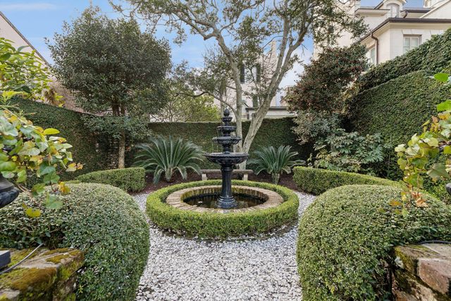 12 A Bedons Alley, Charleston, SC 29401