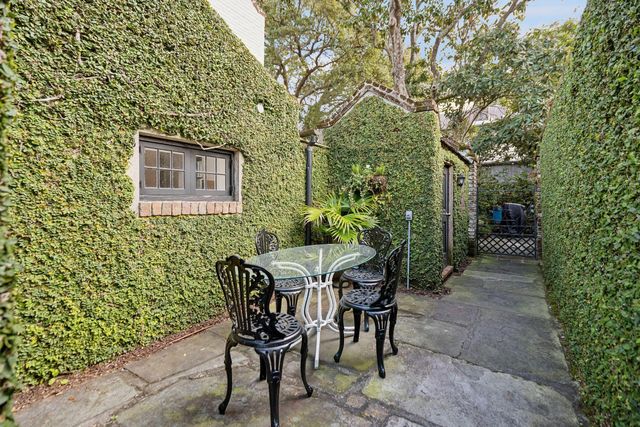 12 A Bedons Alley, Charleston, SC 29401