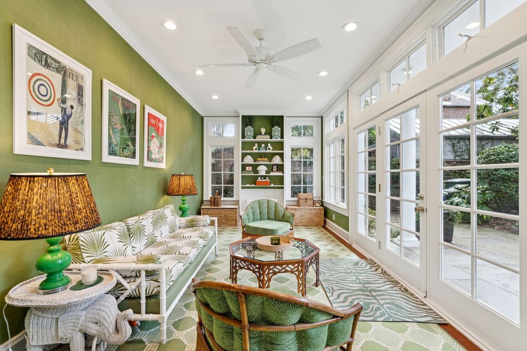 Image 4 of property listing at 12 A Bedons Alley, Charleston, SC 29401