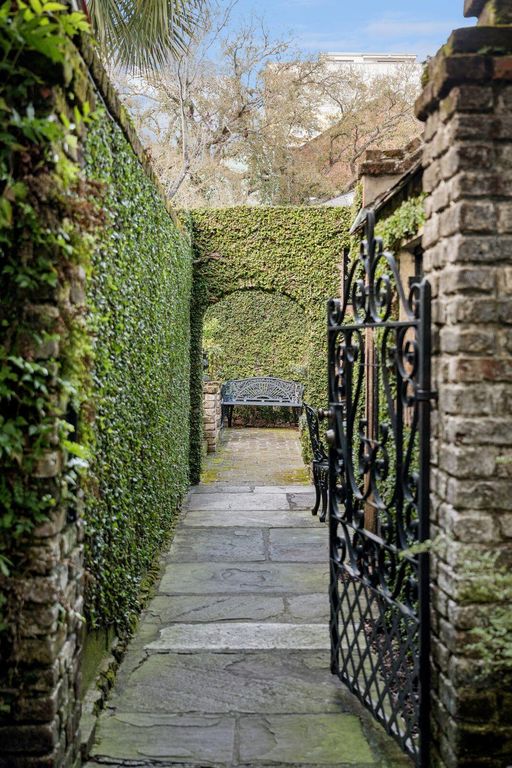 Image 62 of property listing at 12 A Bedons Alley, Charleston, SC 29401