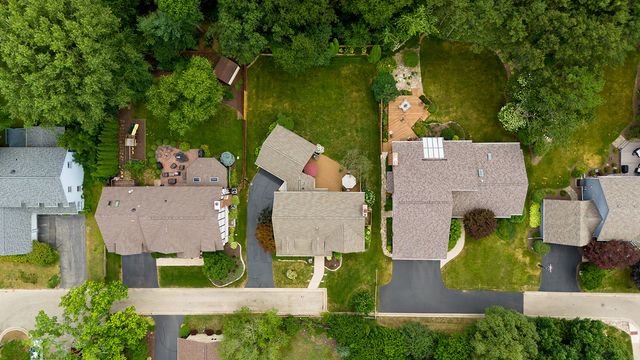 5315 Gingeridge Lane, Rockford, IL 61114