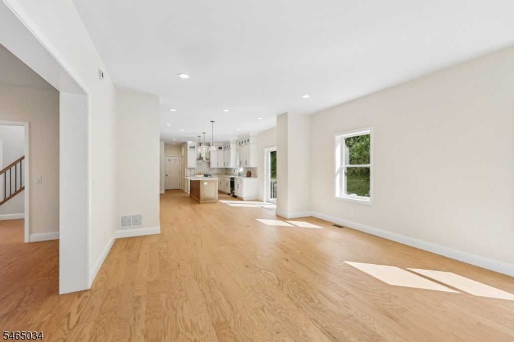 111 Beaver Run Rd, Hardyston Twp., NJ 07419 — photo 4