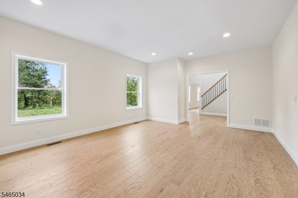 111 Beaver Run Rd, Hardyston Twp., NJ 07419 — photo 5