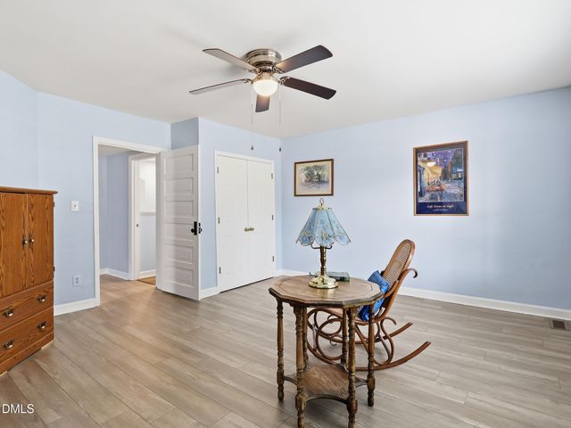 300 W Gannon Avenue W, Zebulon, NC 27597