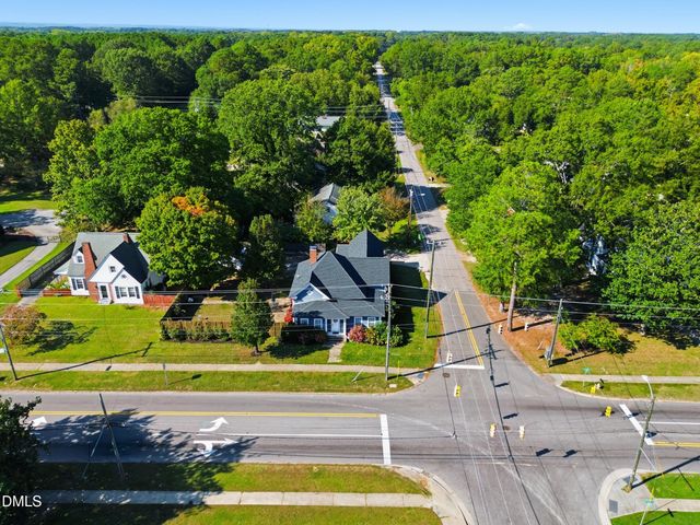 300 W Gannon Avenue W, Zebulon, NC 27597