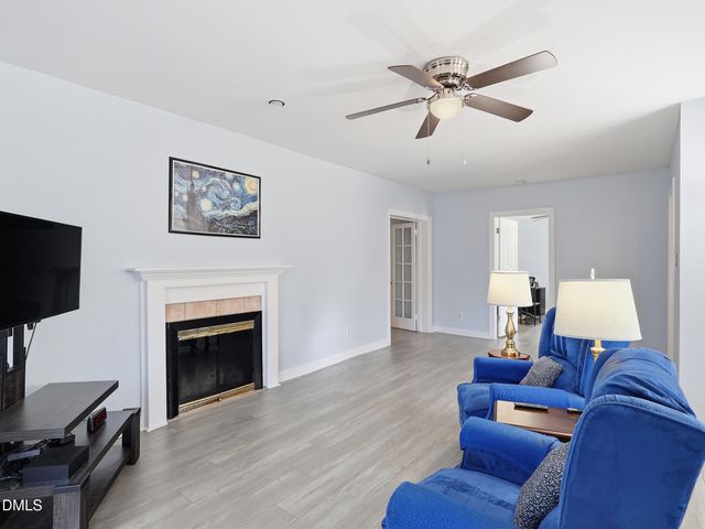 300 W Gannon Avenue W, Zebulon, NC 27597