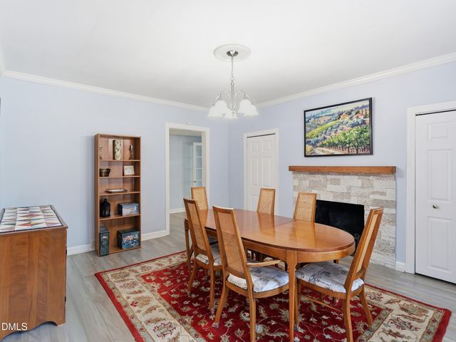 300 W Gannon Avenue W, Zebulon, NC 27597