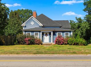 300 W Gannon Avenue W, Zebulon, NC 27597