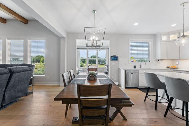 4145 Gable Court, Woodbury, MN 55129
