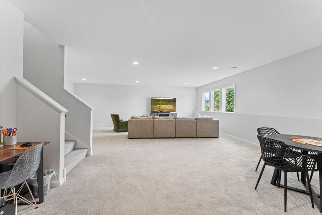 4145 Gable Court, Woodbury, MN 55129