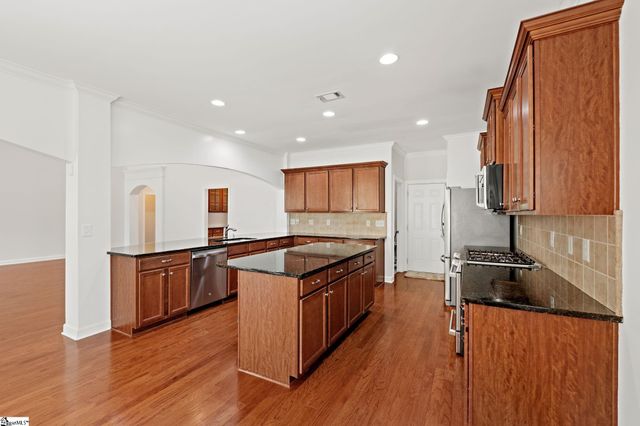 10 Belgian Blue Way, Fountain Inn, SC 29644