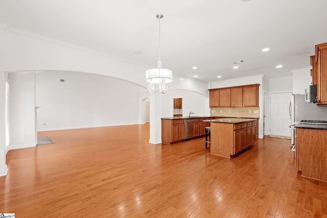 10 Belgian Blue Way, Fountain Inn, SC 29644