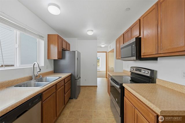 2126 Charles Street, Dupont, WA 98327