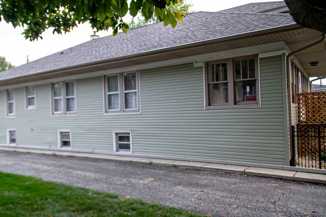 510 N Raynor Avenue, Joliet, IL 60435