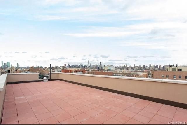 31-10 28th Road 3D, Astoria, NY 11102