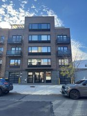 31-10 28th Road 3D, Astoria, NY 11102