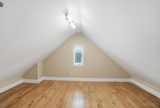 1253 Herschel Avenue, Cincinnati, OH 45208