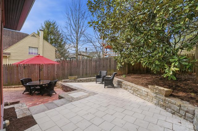 1253 Herschel Avenue, Cincinnati, OH 45208