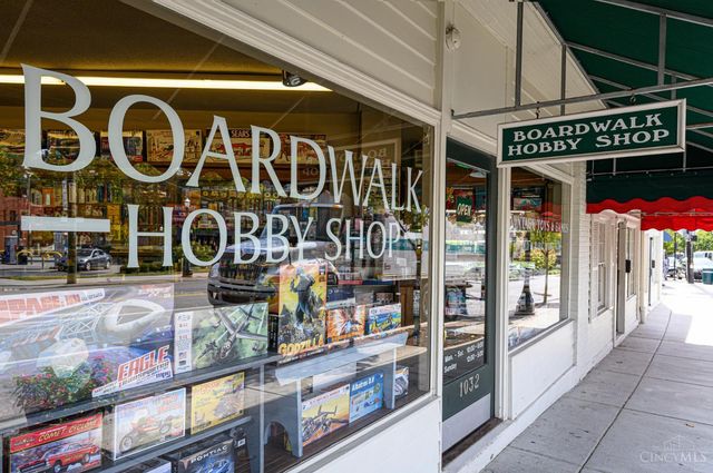 1253 Herschel Avenue, Cincinnati, OH 45208