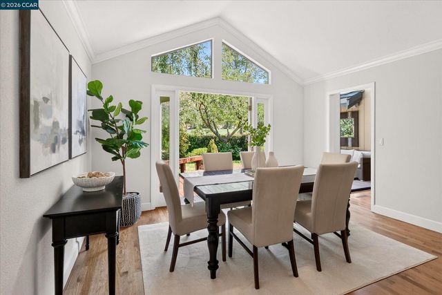549 Buttonwood Dr, Danville, CA 94506