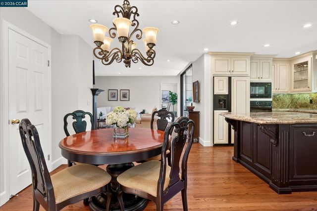 549 Buttonwood Dr, Danville, CA 94506