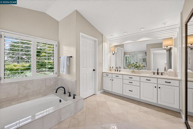 549 Buttonwood Dr, Danville, CA 94506