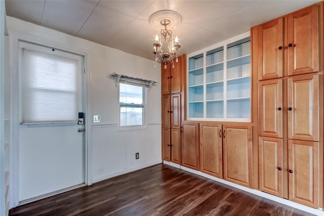 7 DRURY LANE, Tarpon Springs, FL 34689