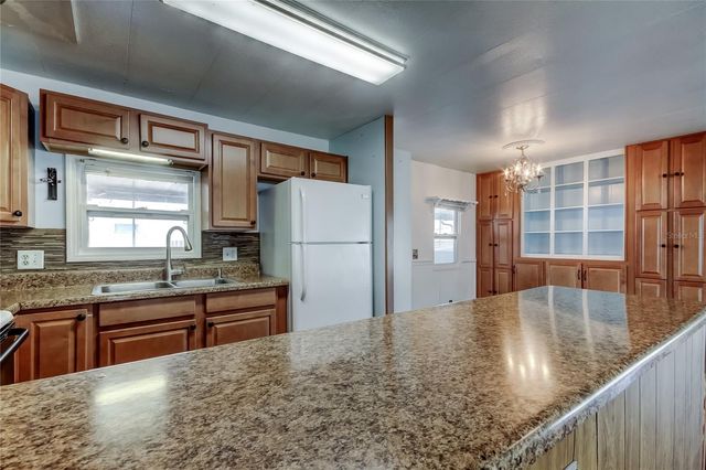 7 DRURY LANE, Tarpon Springs, FL 34689