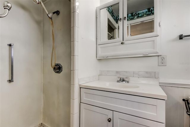 7 DRURY LANE, Tarpon Springs, FL 34689