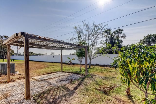 7 DRURY LANE, Tarpon Springs, FL 34689