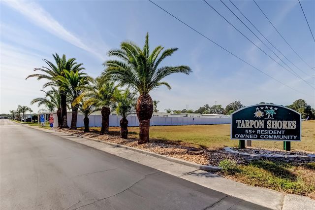 7 DRURY LANE, Tarpon Springs, FL 34689