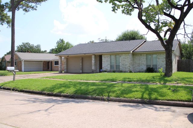 167 White Cedar Street, Houston, TX 77015