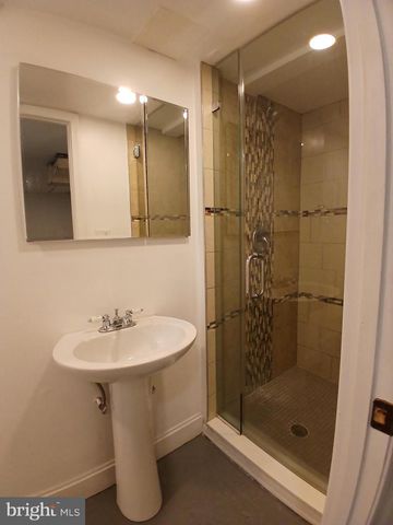 2707 EDISON HWY, Baltimore, MD 21213