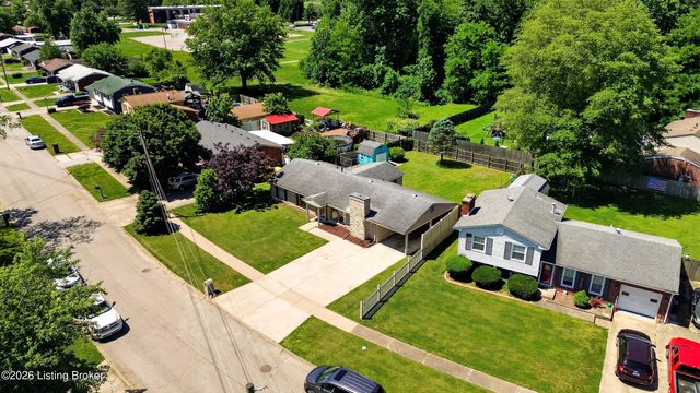 9510 Shoshone Way, Louisville, KY 40258