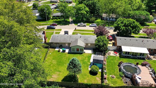 9510 Shoshone Way, Louisville, KY 40258