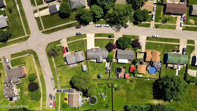 9510 Shoshone Way, Louisville, KY 40258